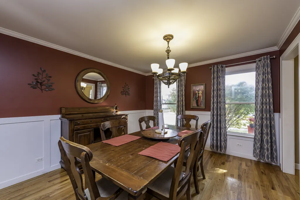 3482 Ellis Avenue IL