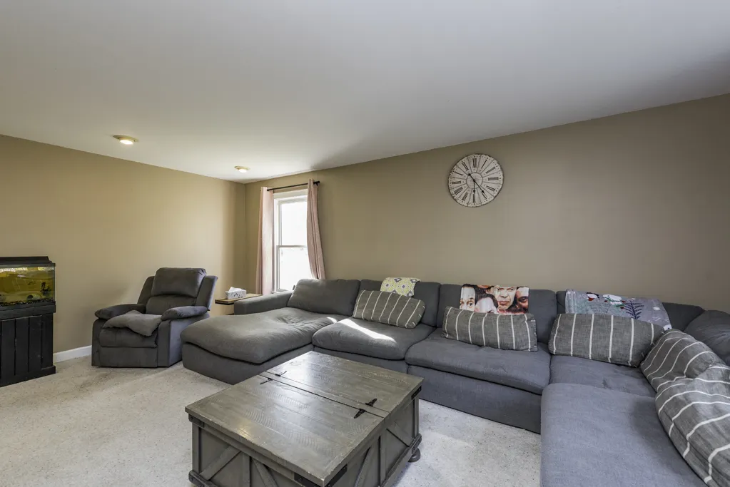 3482 Ellis Avenue IL