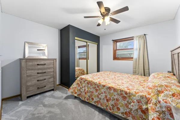 1895 Birch Street IL