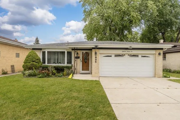 1895 Birch Street IL