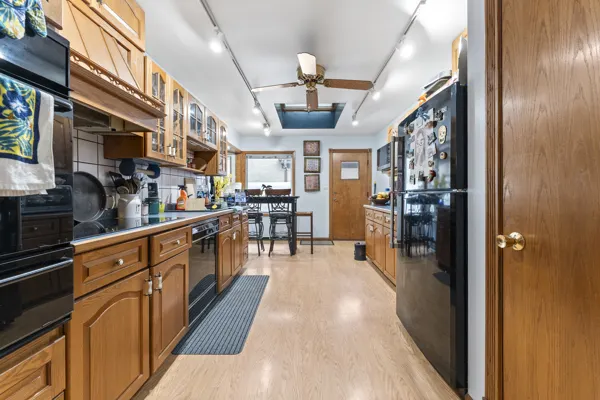 1895 Birch Street IL