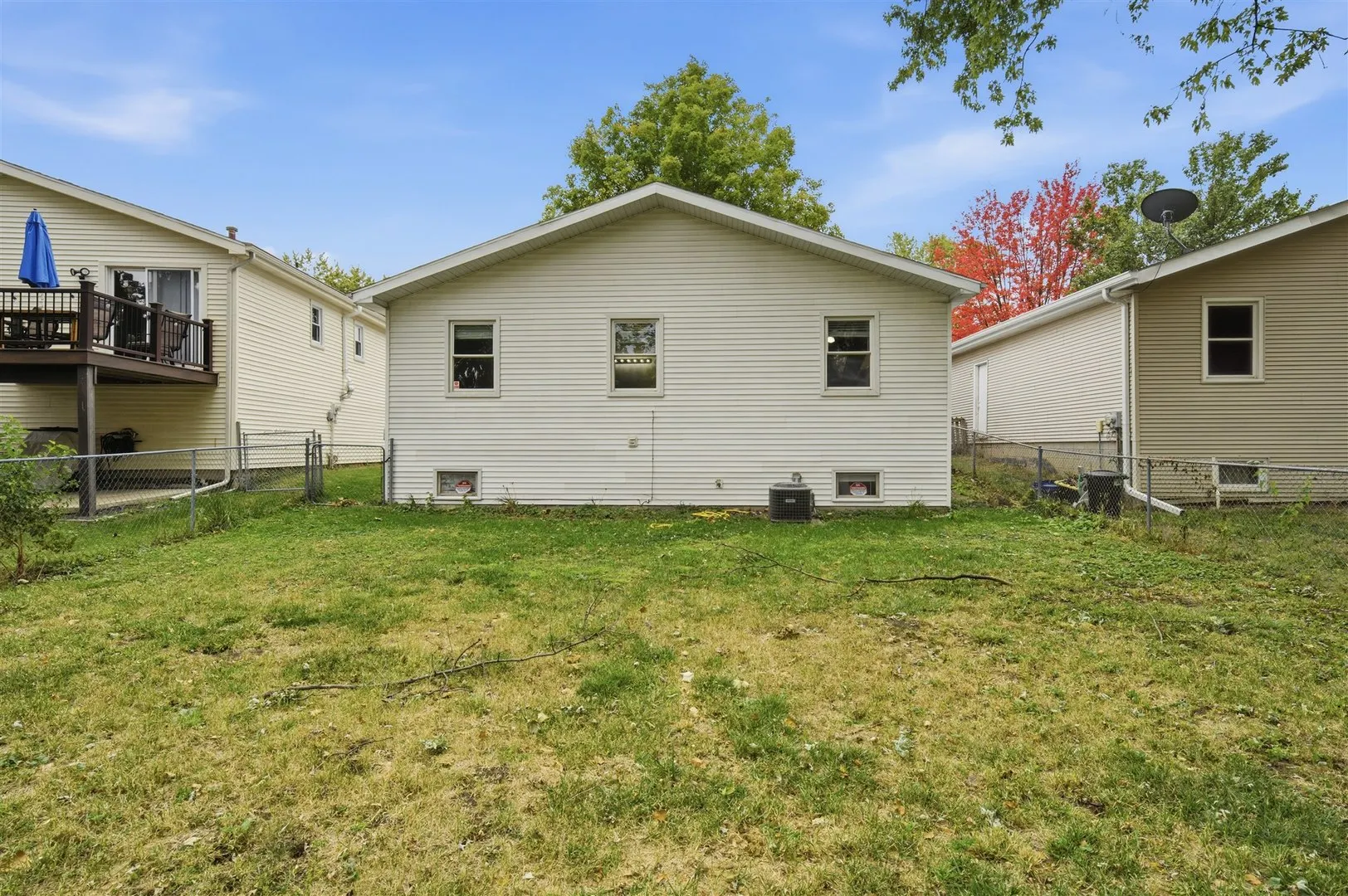 1516 N Hershey Road IL