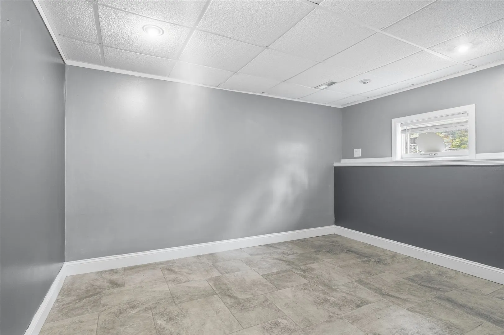 1516 N Hershey Road IL