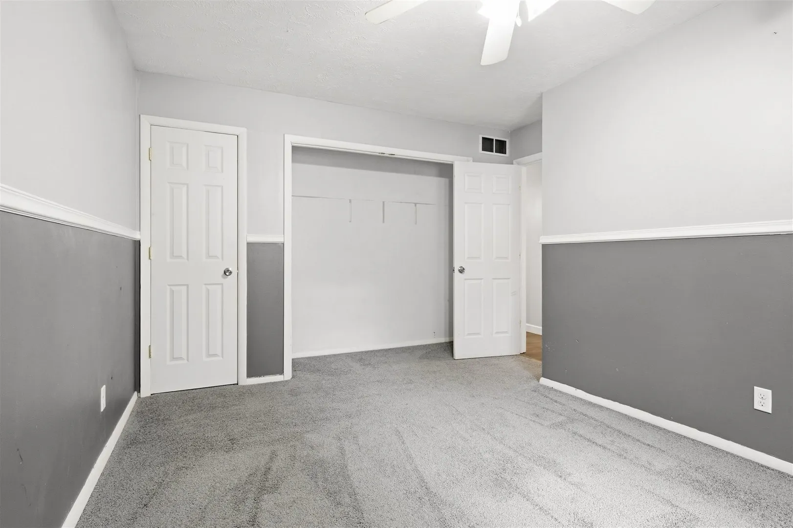 1516 N Hershey Road IL