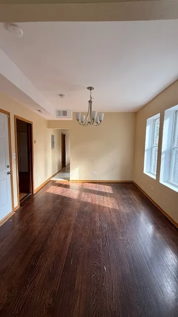 1053 N Monticello Avenue 2 IL