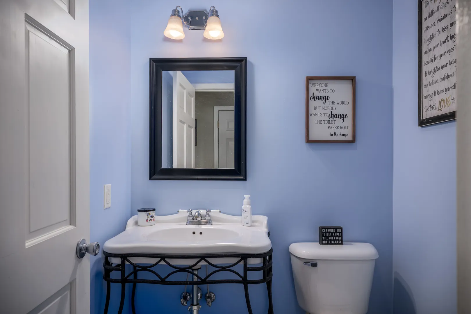 2044 Matthew Avenue WI