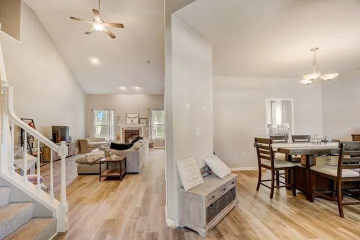 2044 Matthew Avenue WI