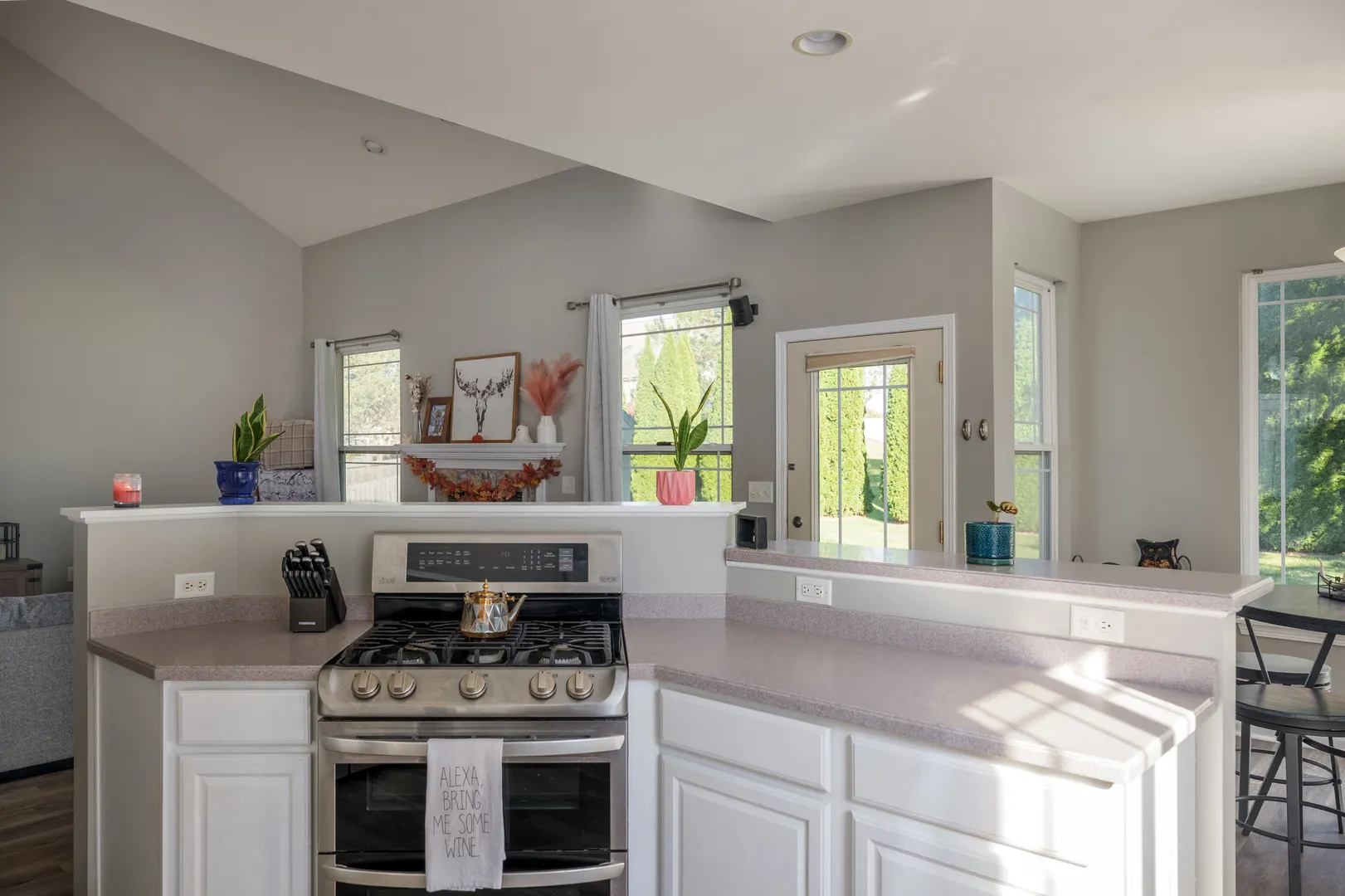 2044 Matthew Avenue WI