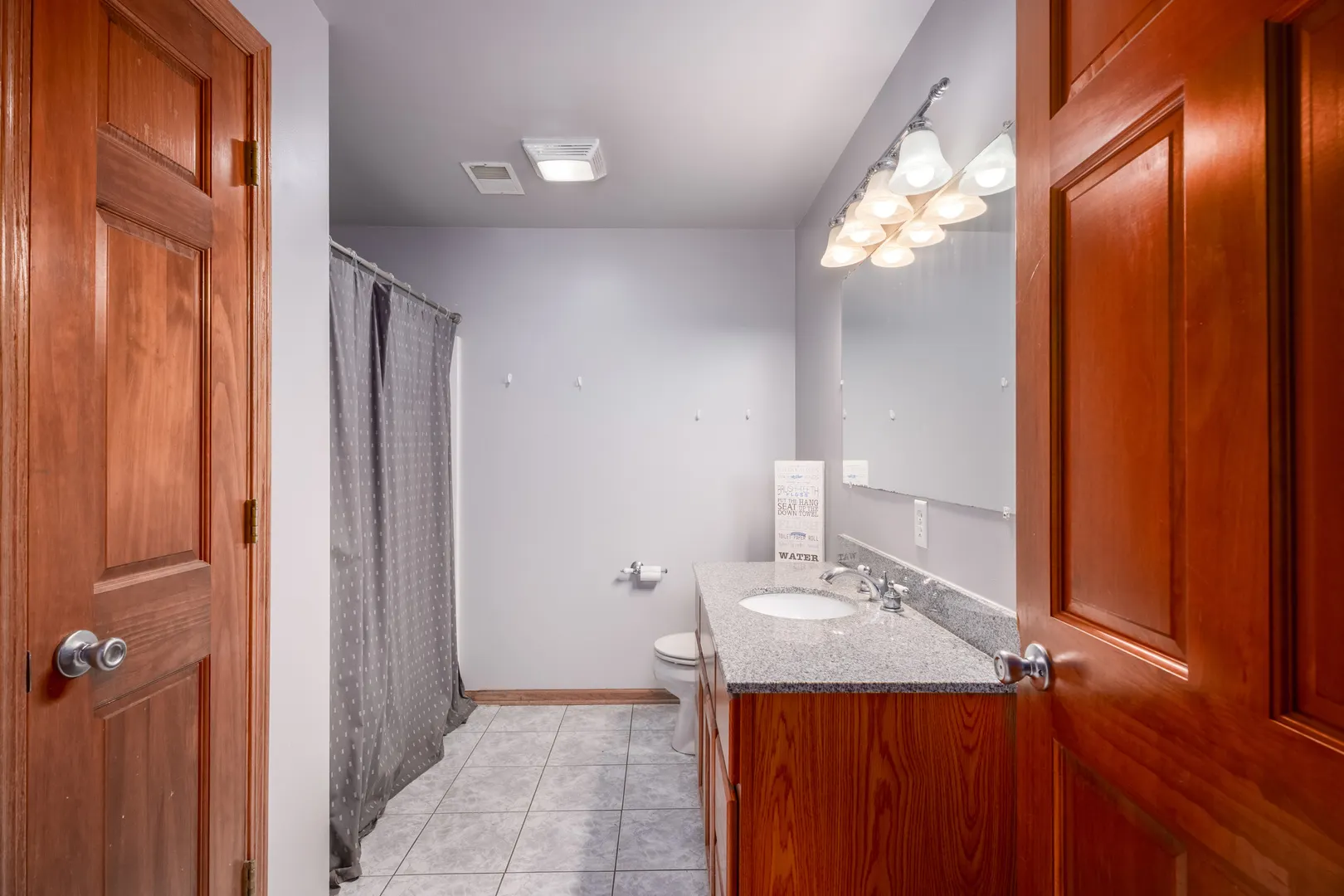 2044 Matthew Avenue WI