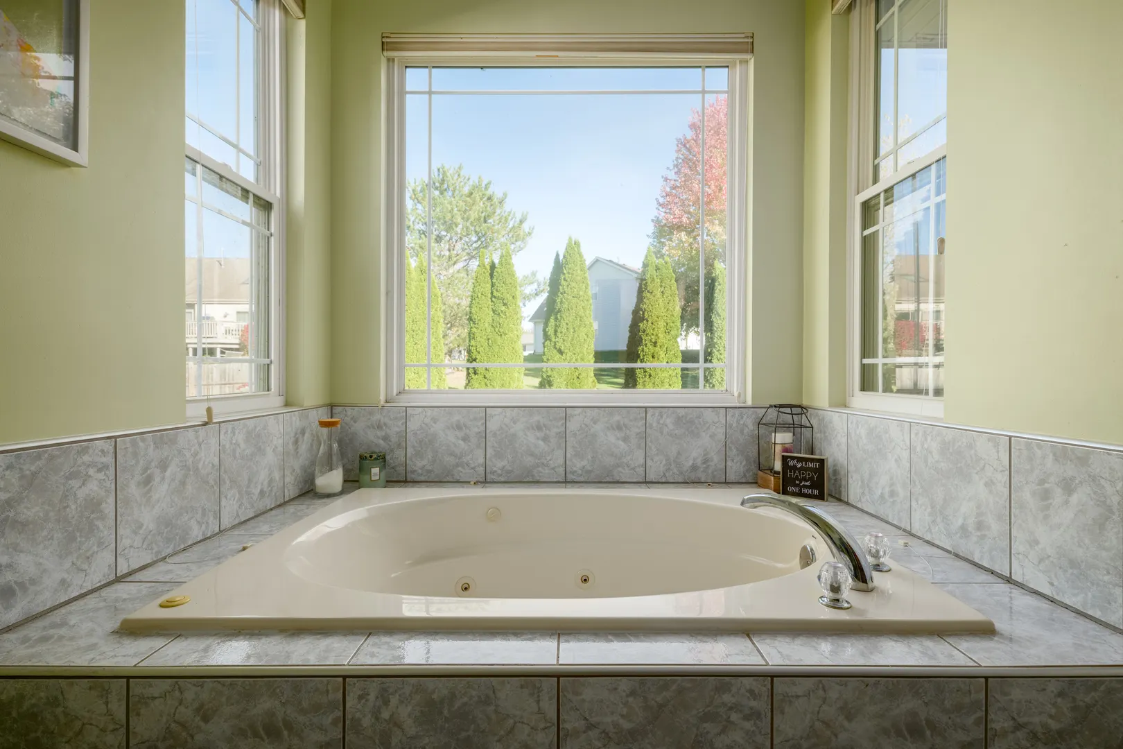 2044 Matthew Avenue WI