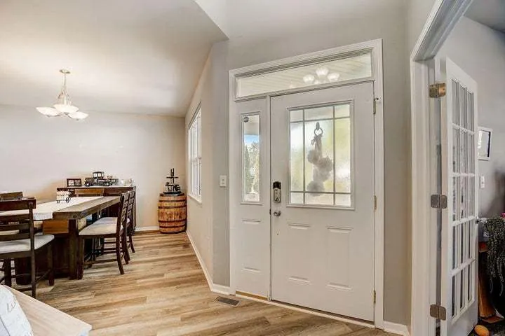 2044 Matthew Avenue WI