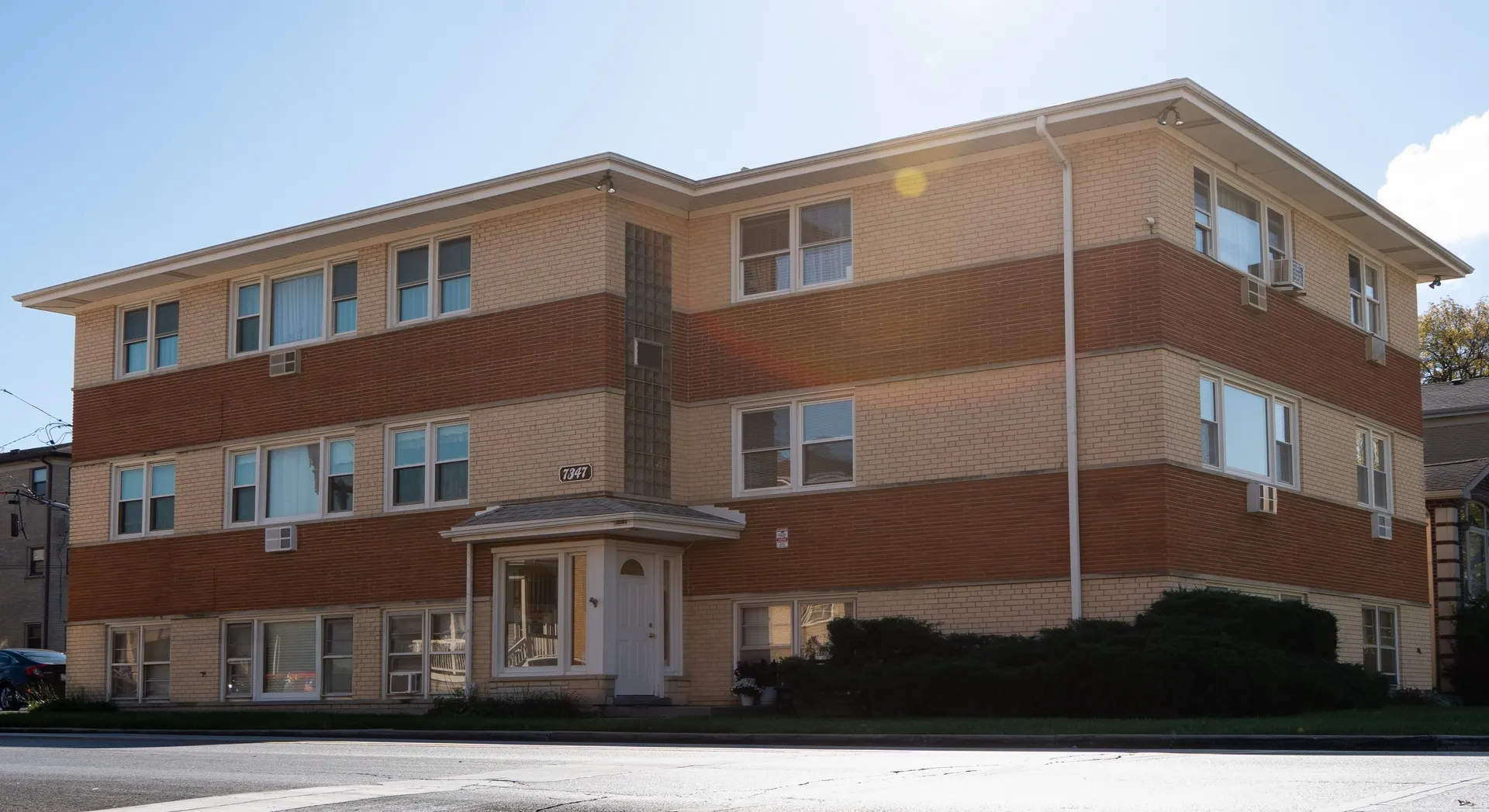 7347 W Diversey Avenue 3 IL