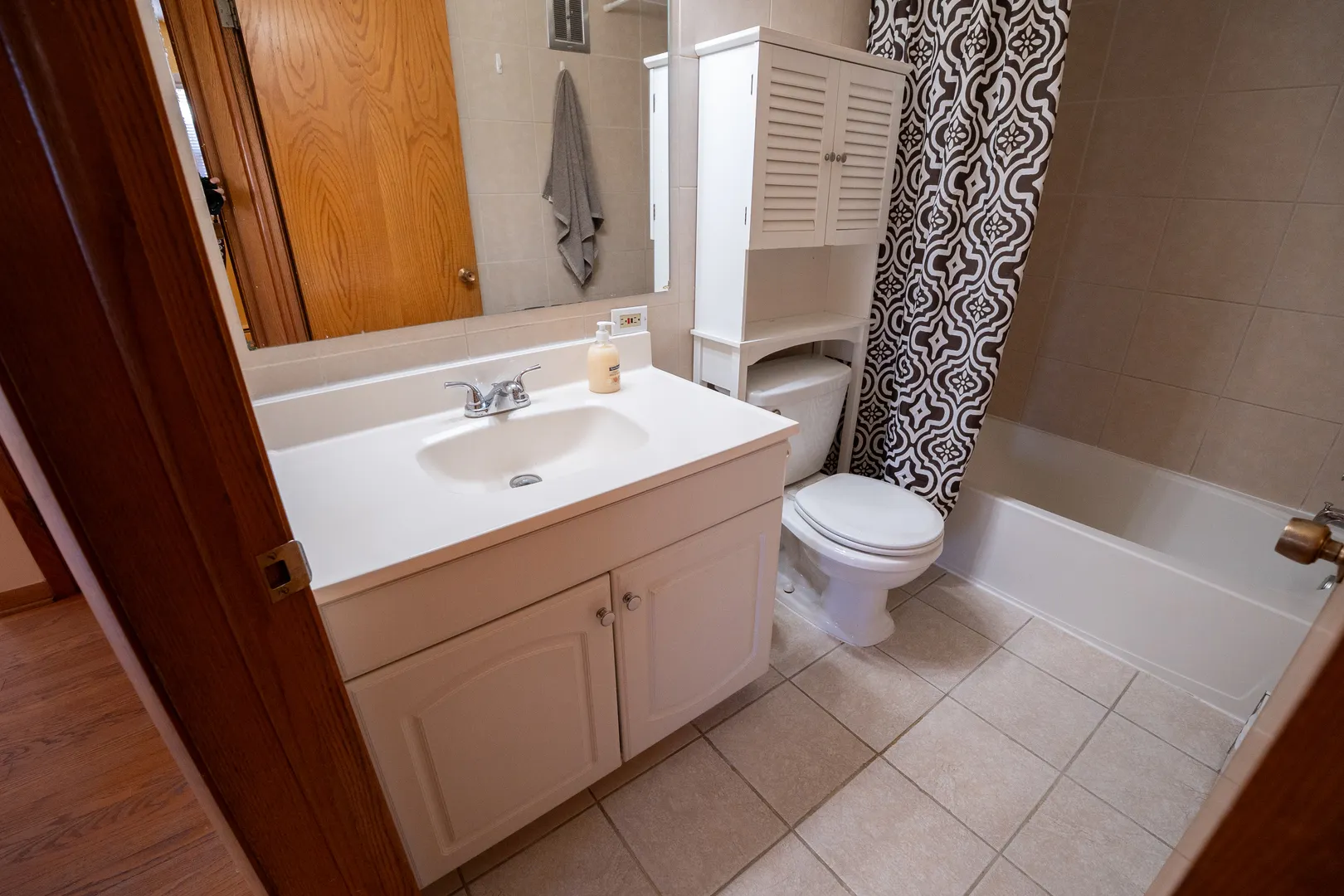 7347 W Diversey Avenue 3 IL