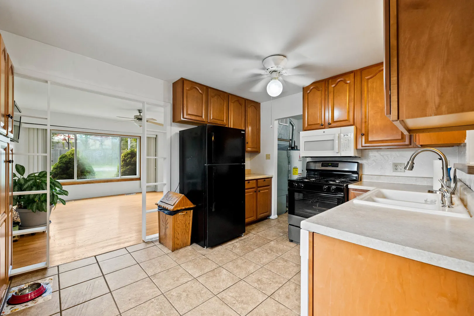 8245 S 83rd Avenue IL