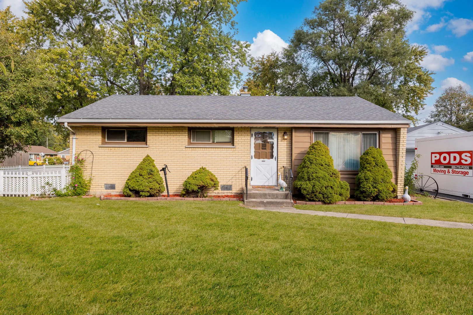 8245 S 83rd Avenue IL