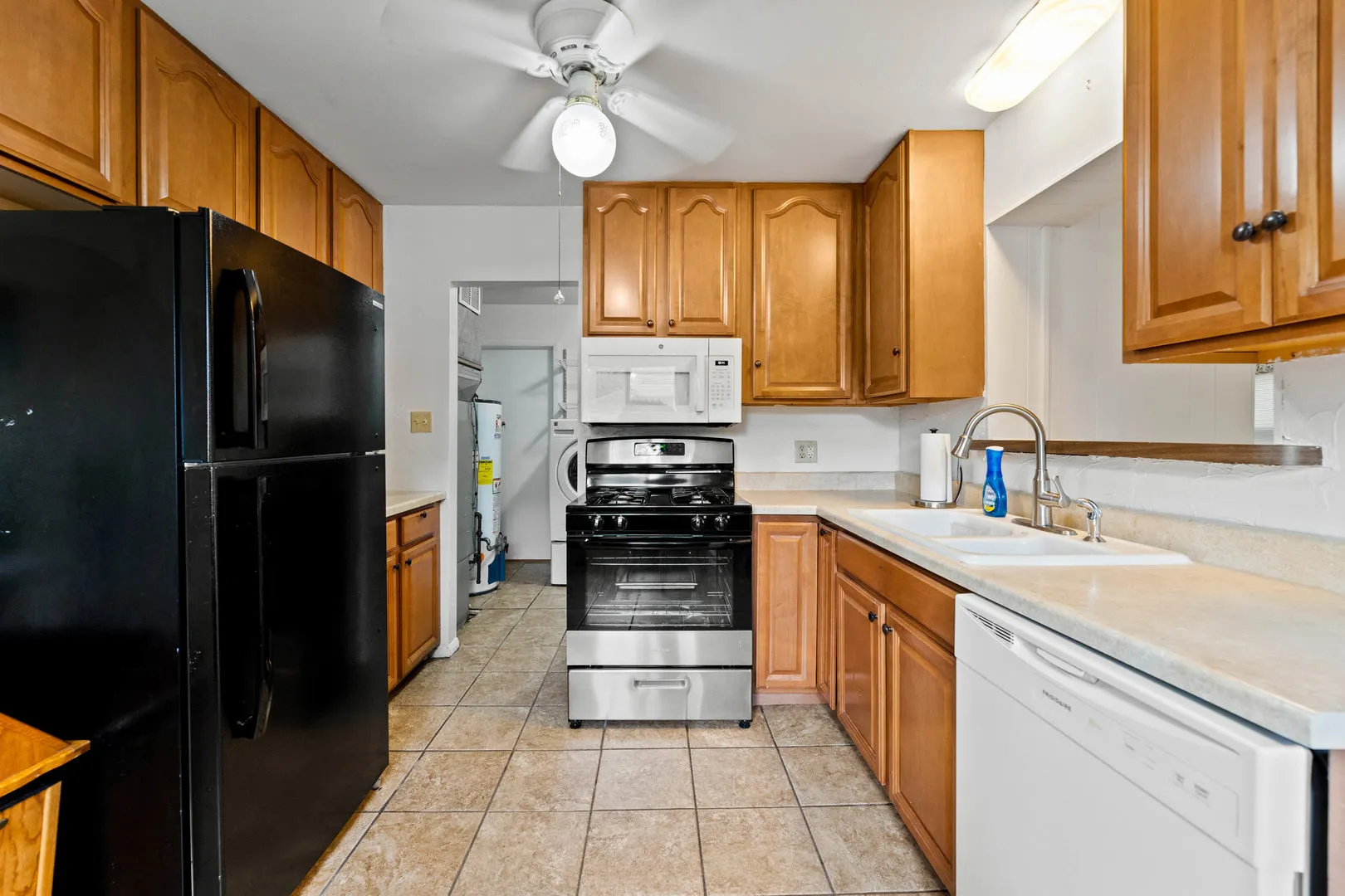 8245 S 83rd Avenue IL