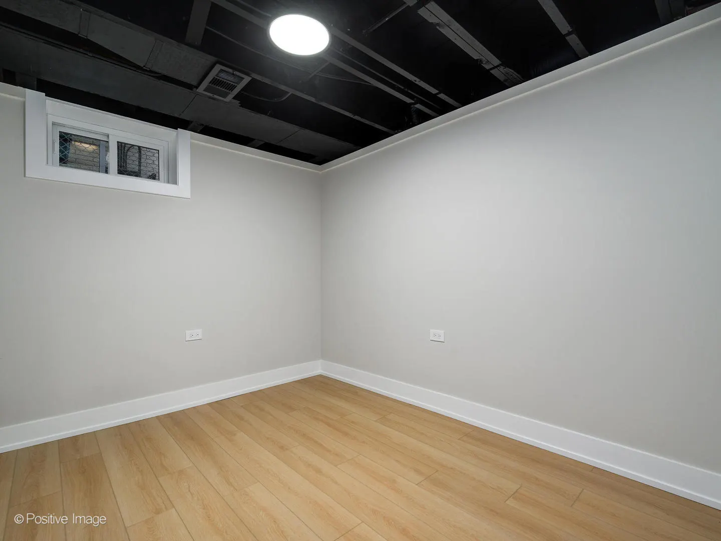 1521 Seymour Avenue IL