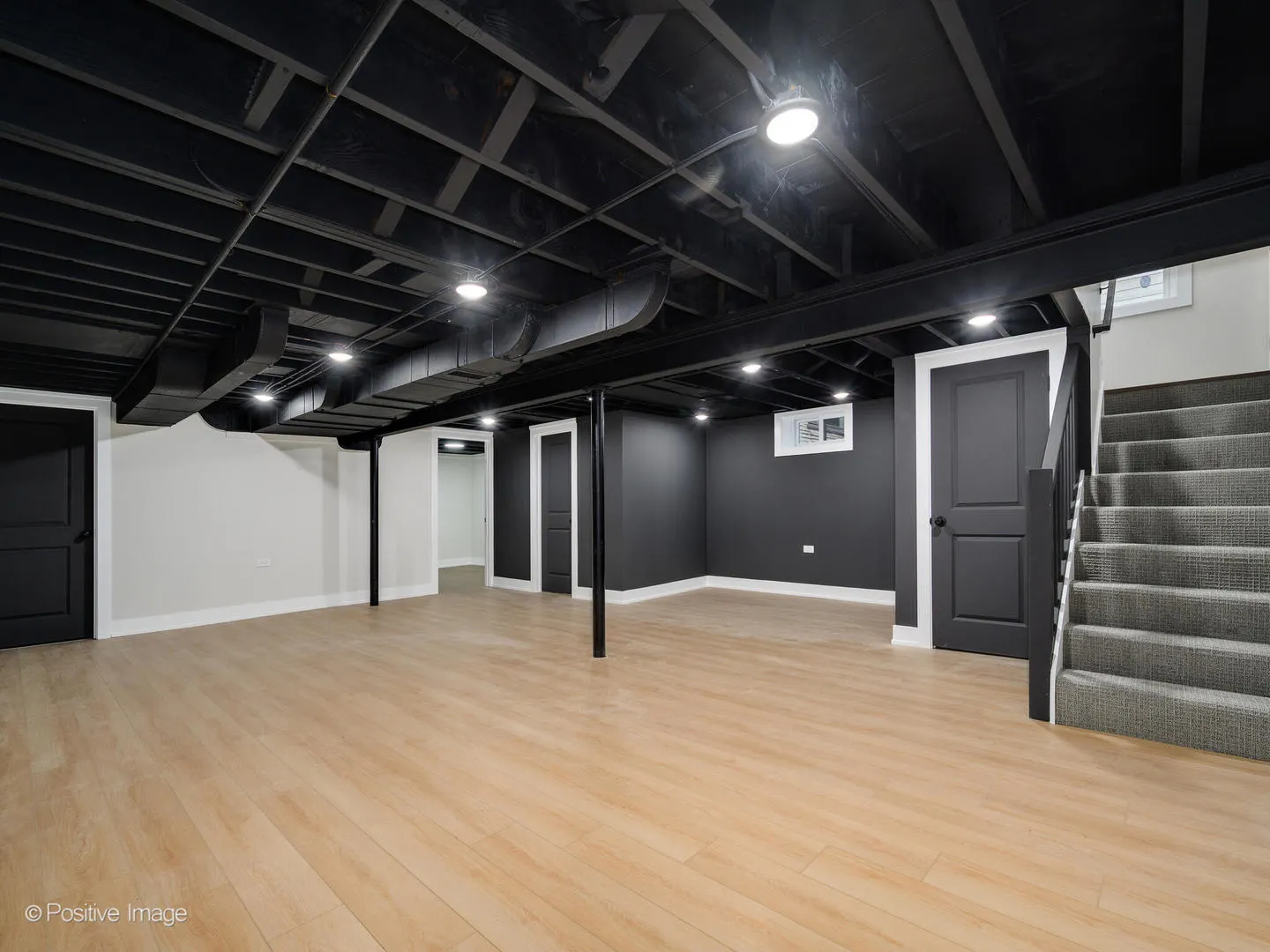 1521 Seymour Avenue IL