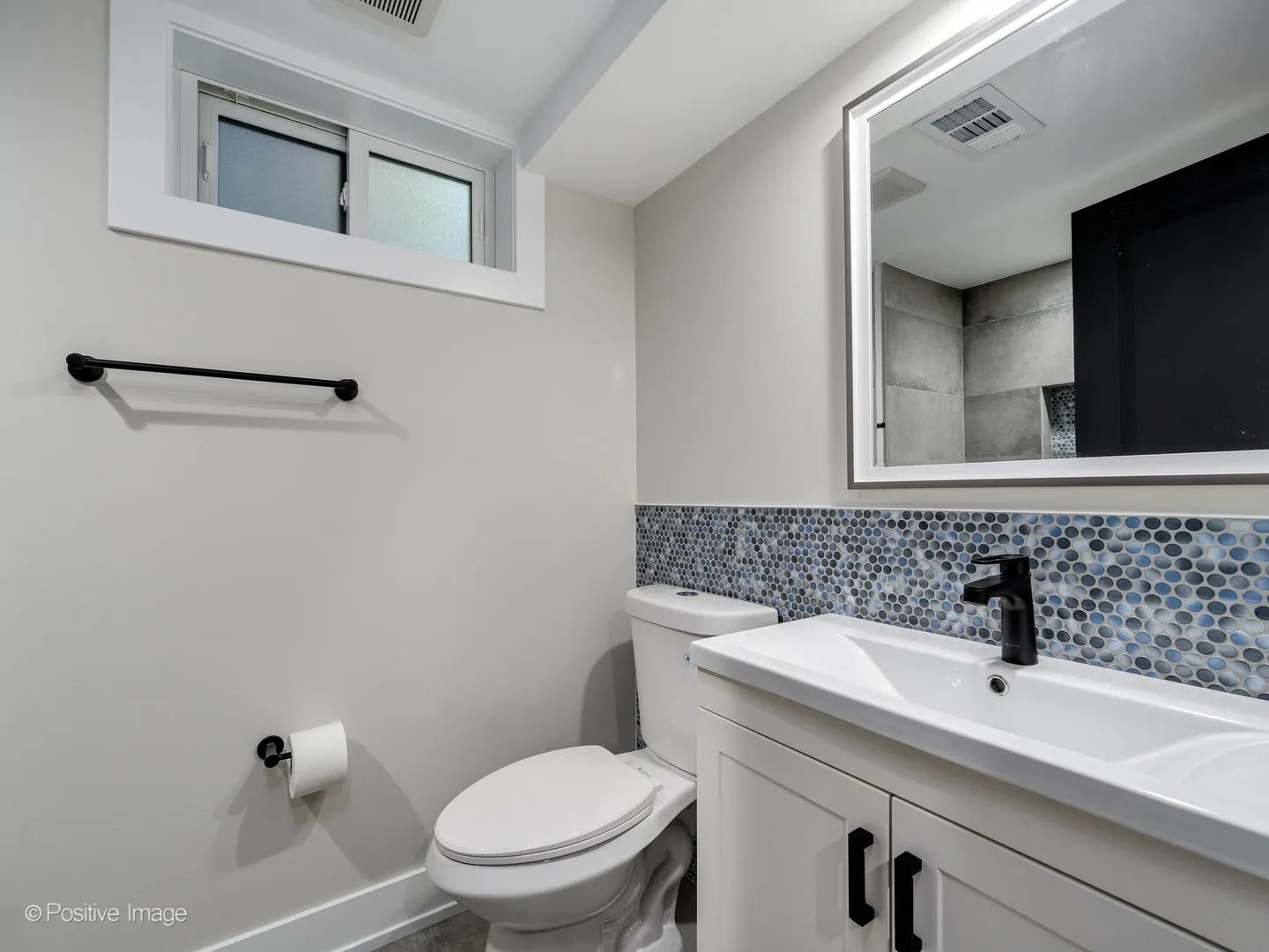 1521 Seymour Avenue IL