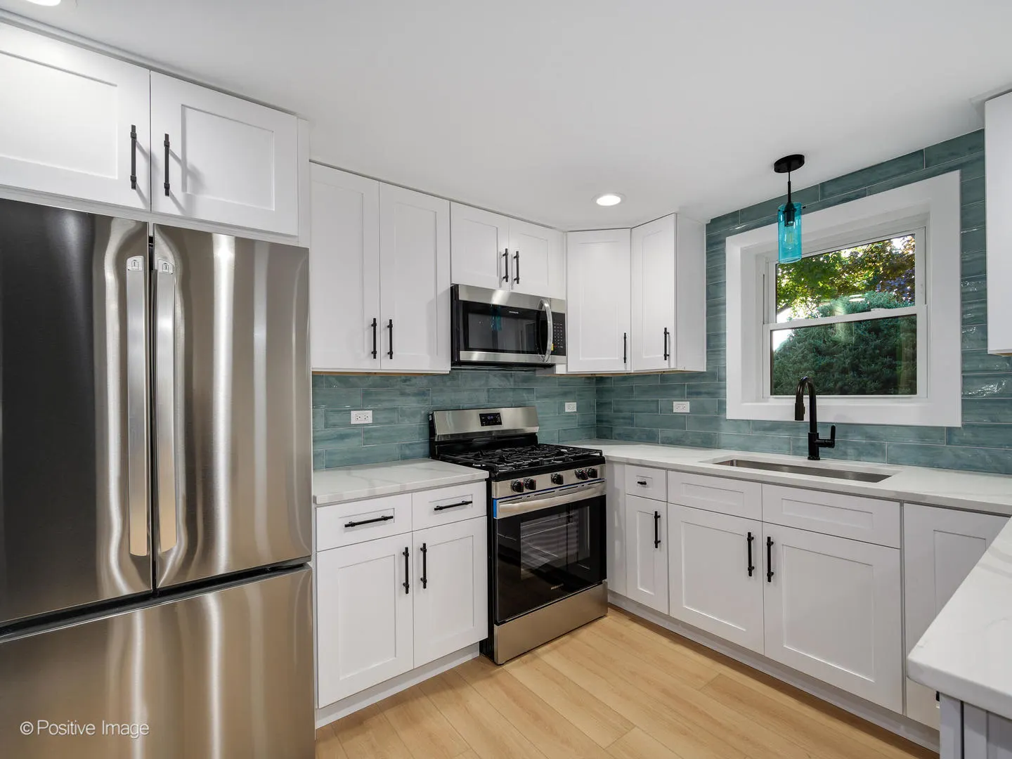 1521 Seymour Avenue IL