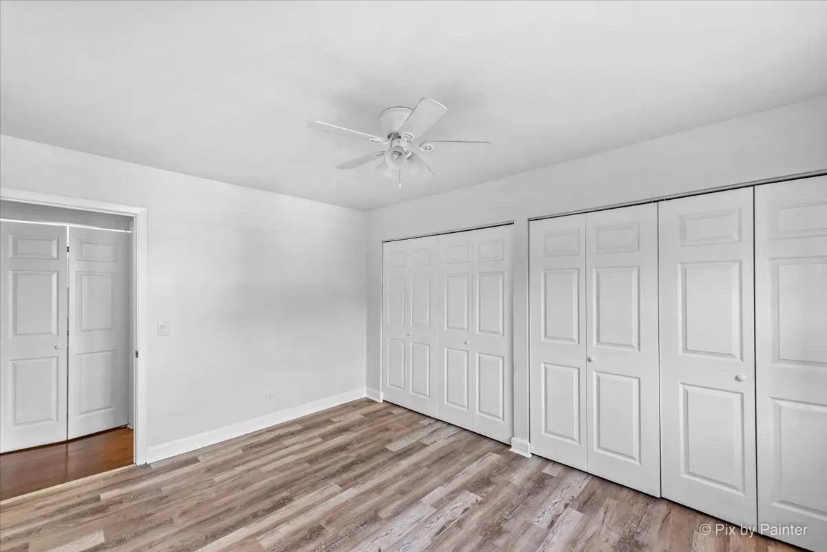 7319 N Rogers Avenue 104 IL