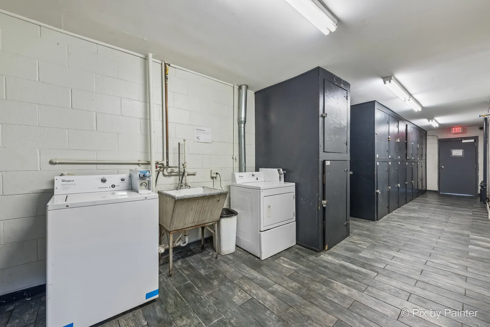 7319 N Rogers Avenue 201 IL