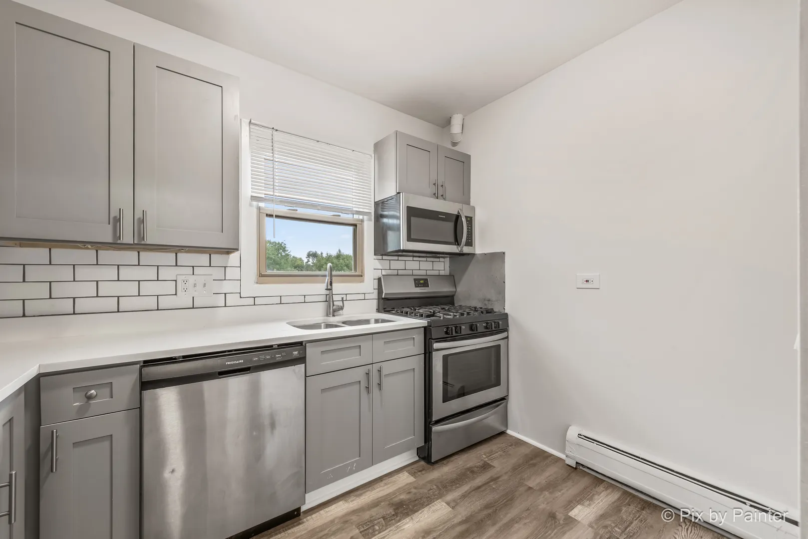 7319 N Rogers Avenue 201 IL