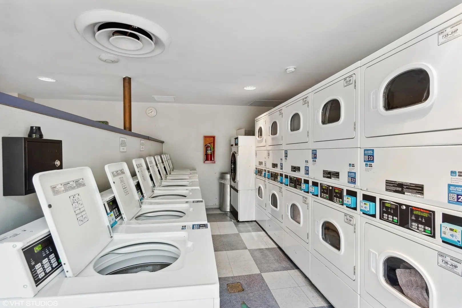 4343 N Clarendon Avenue 2613 IL