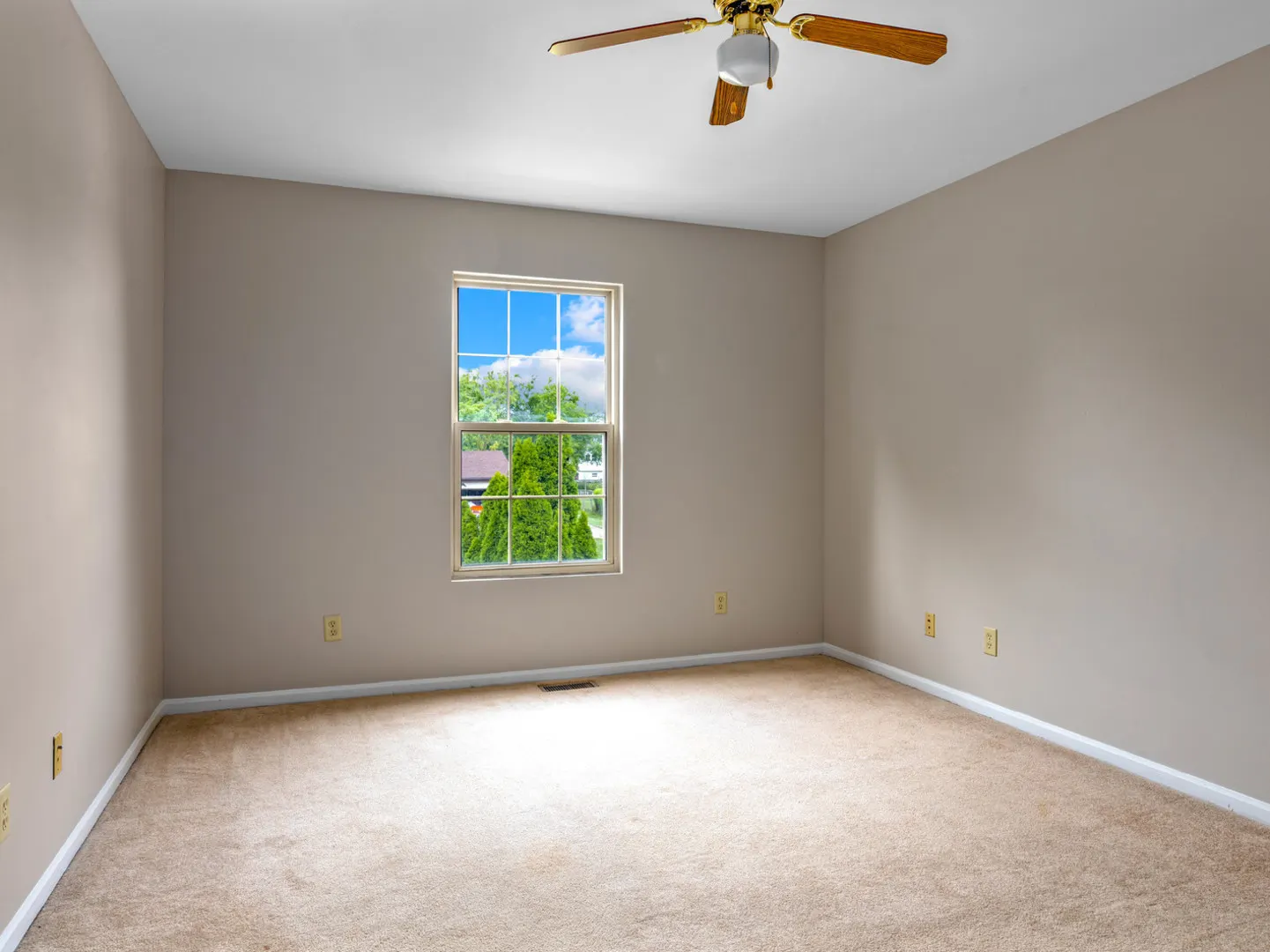 1858 David Avenue IL