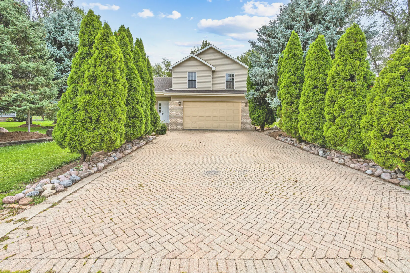 1858 David Avenue IL