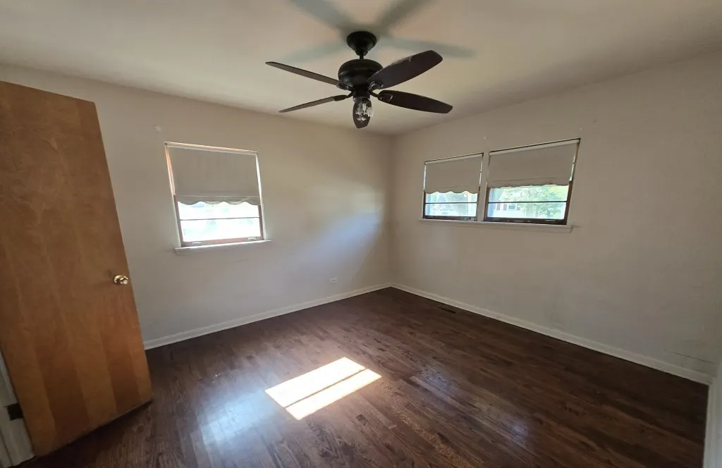 528 W Winchester Road IL