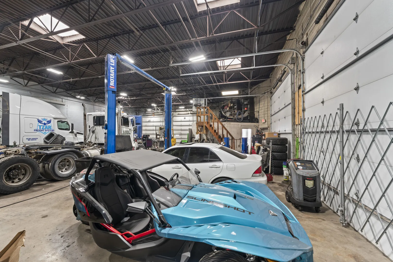 5944 W 65th Street IL