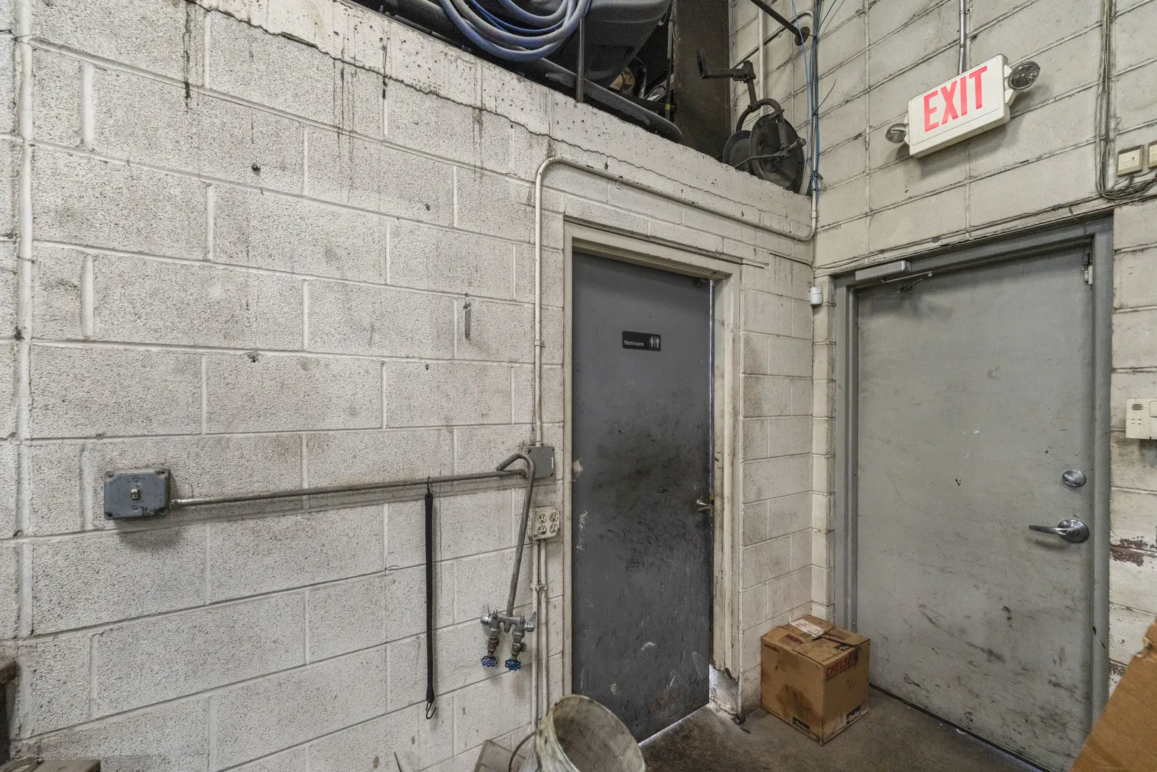 5944 W 65th Street IL