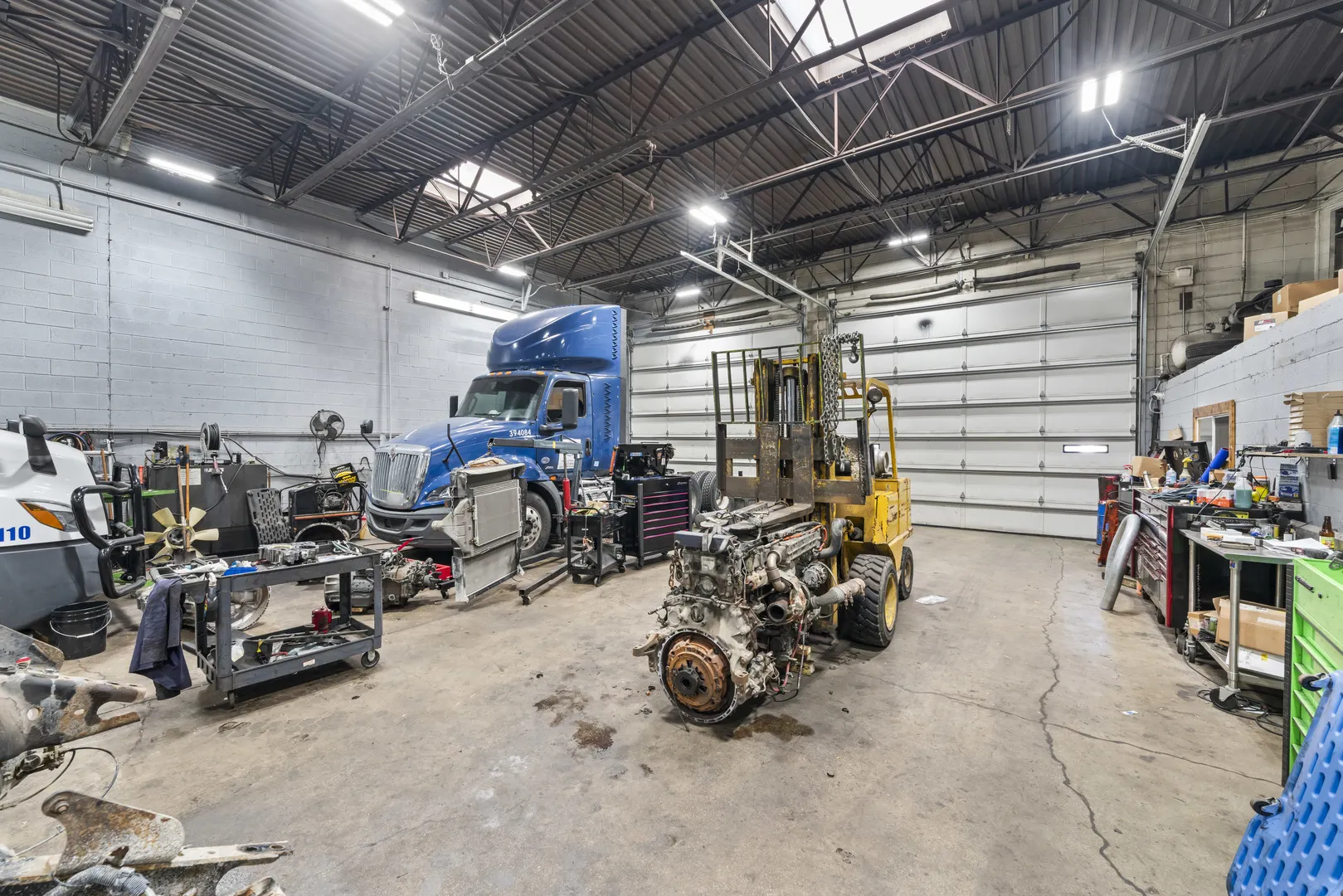 5944 W 65th Street IL