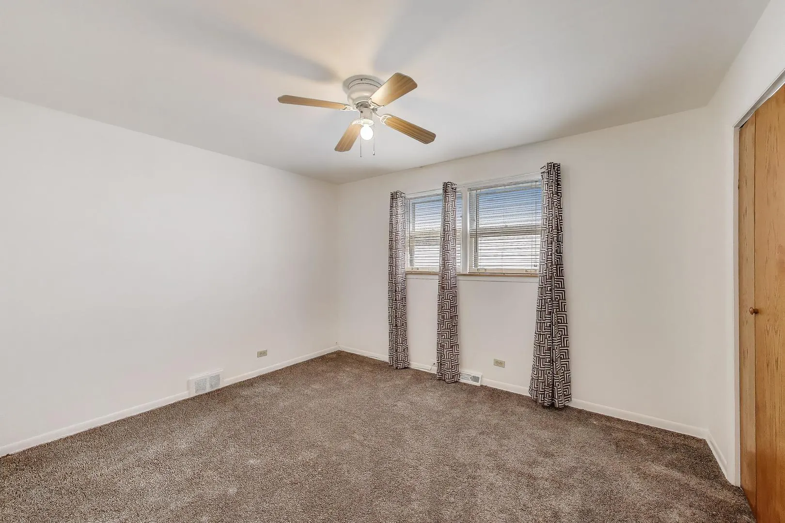 1021 South Boulevard IL