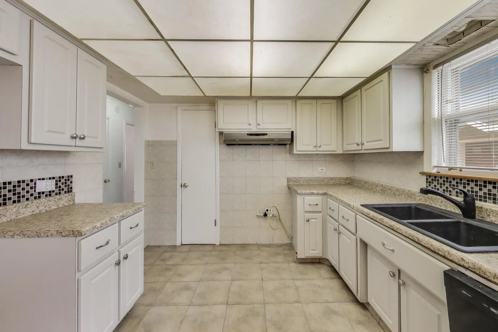 1021 South Boulevard IL