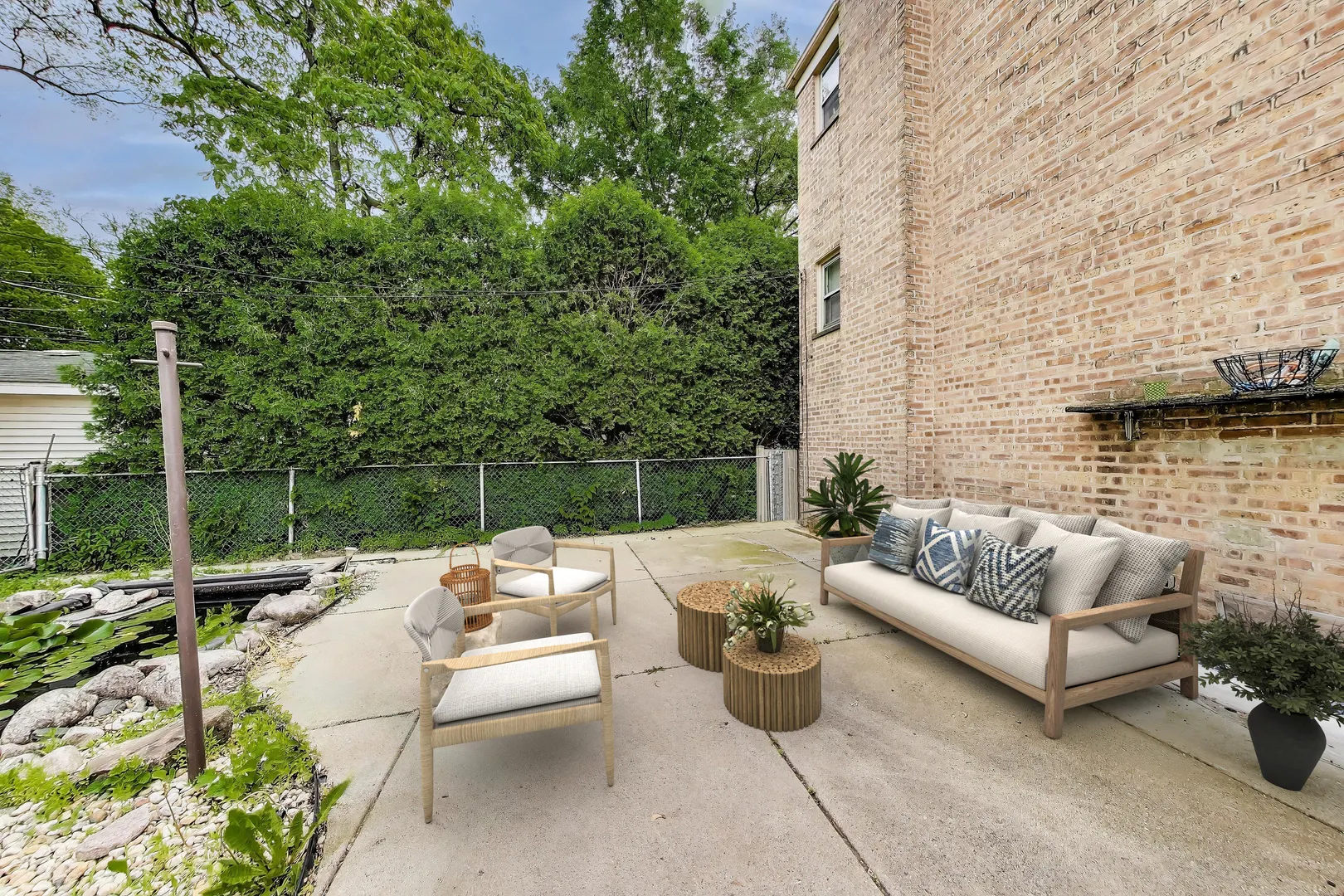 1021 South Boulevard IL