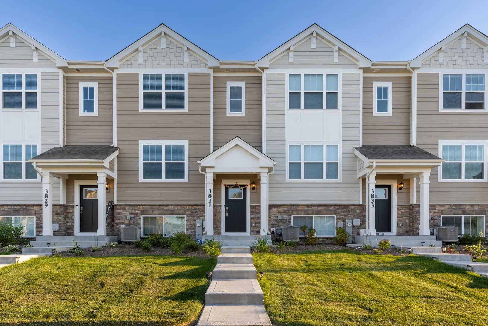 3831 Currant Lane IL