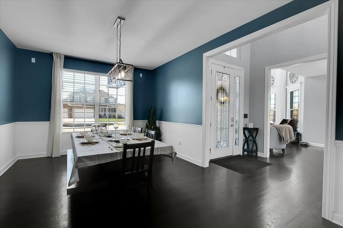 1416 S Saddlebrook Lane IL