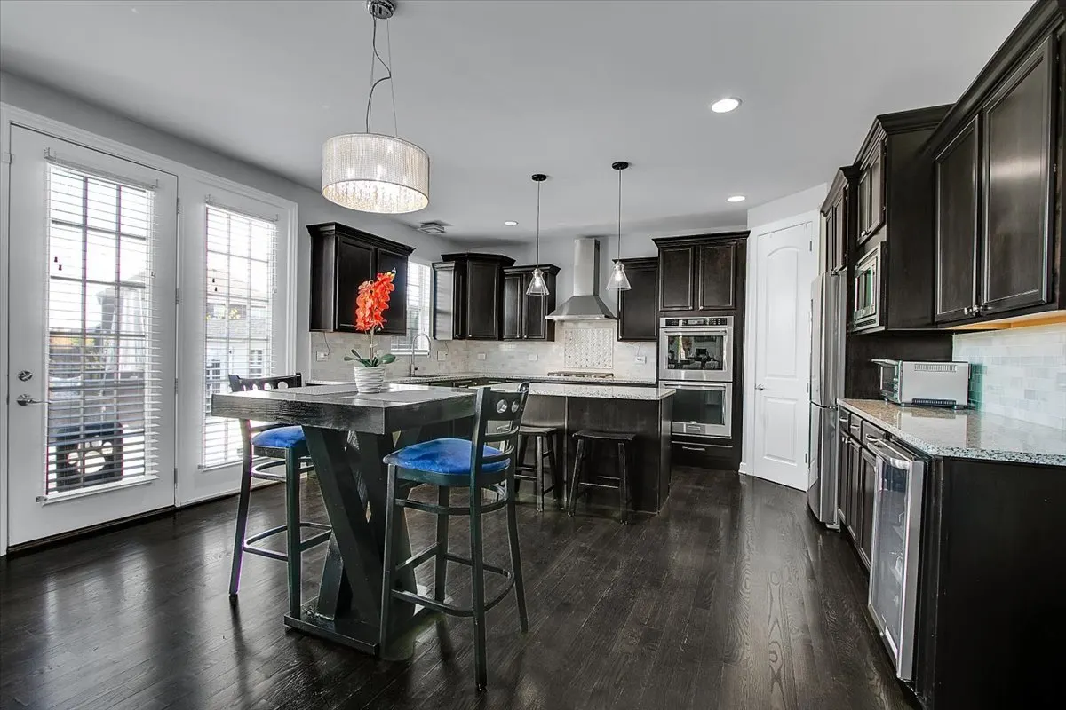 1416 S Saddlebrook Lane IL