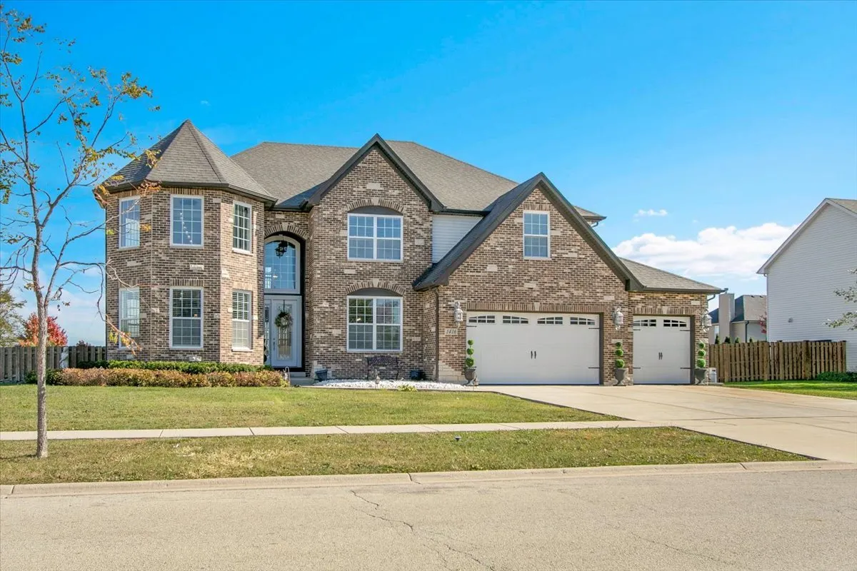 1416 S Saddlebrook Lane IL