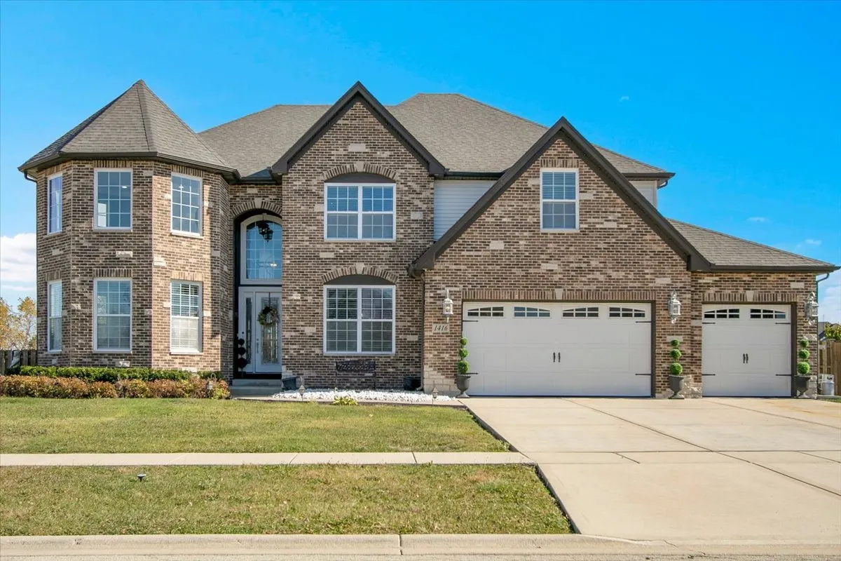 1416 S Saddlebrook Lane IL