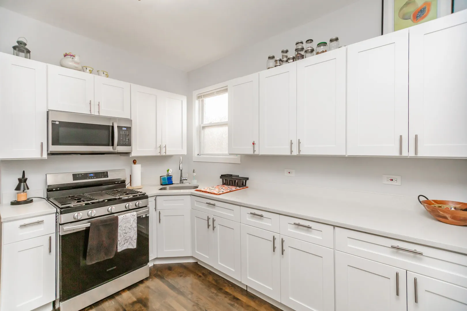 6339 S Troy Street IL