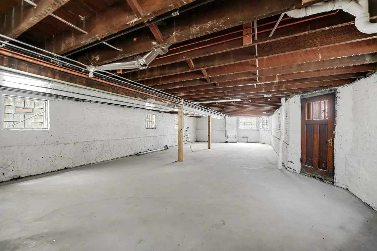 4339 W Monroe Street IL