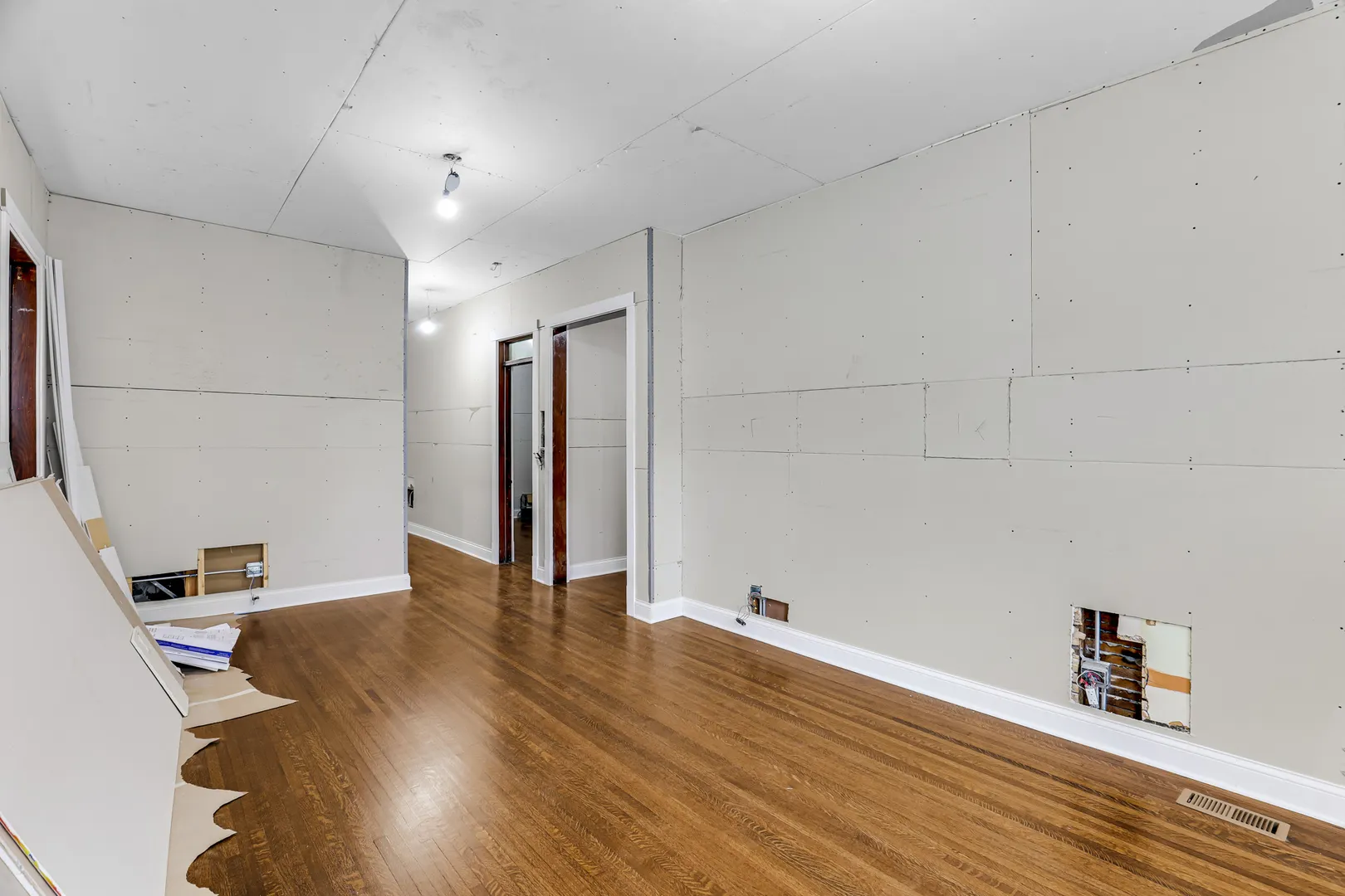 4339 W Monroe Street IL