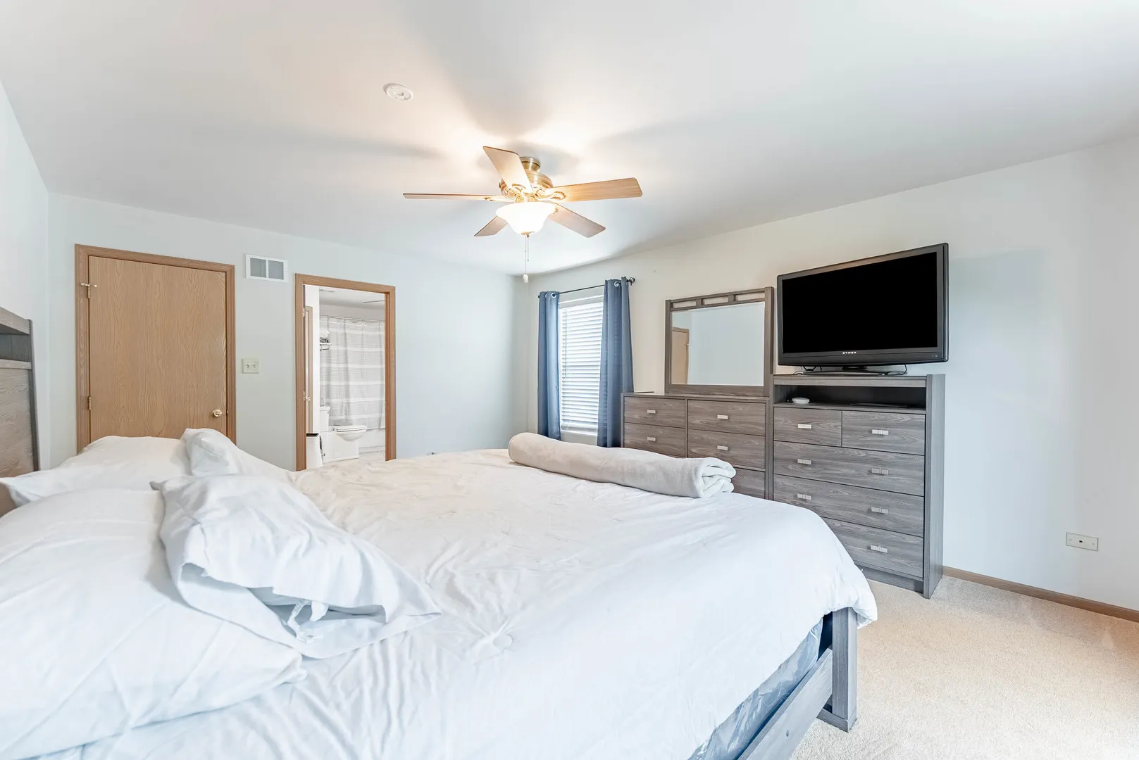 5302 Meadowbrook Street IL