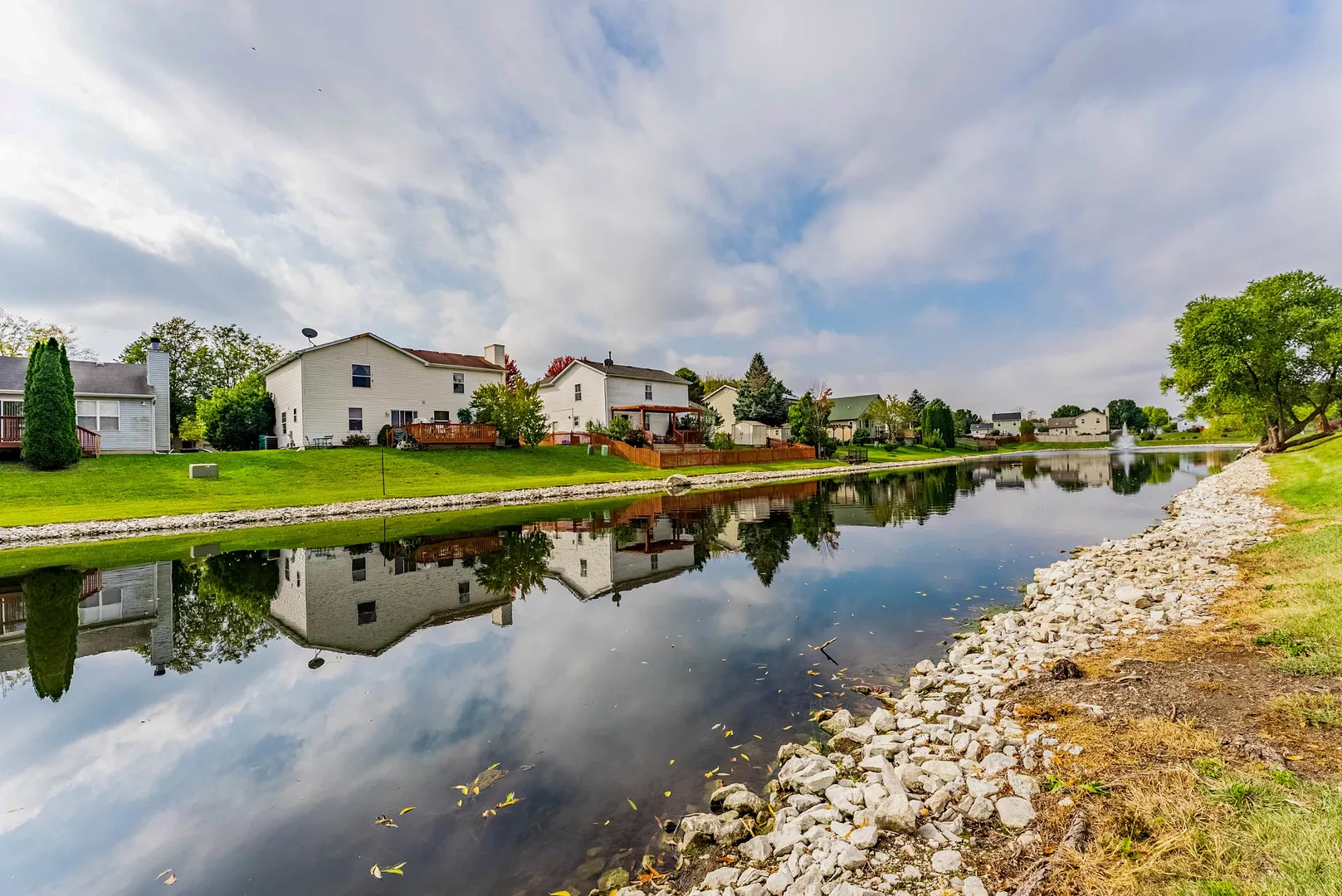 5302 Meadowbrook Street IL