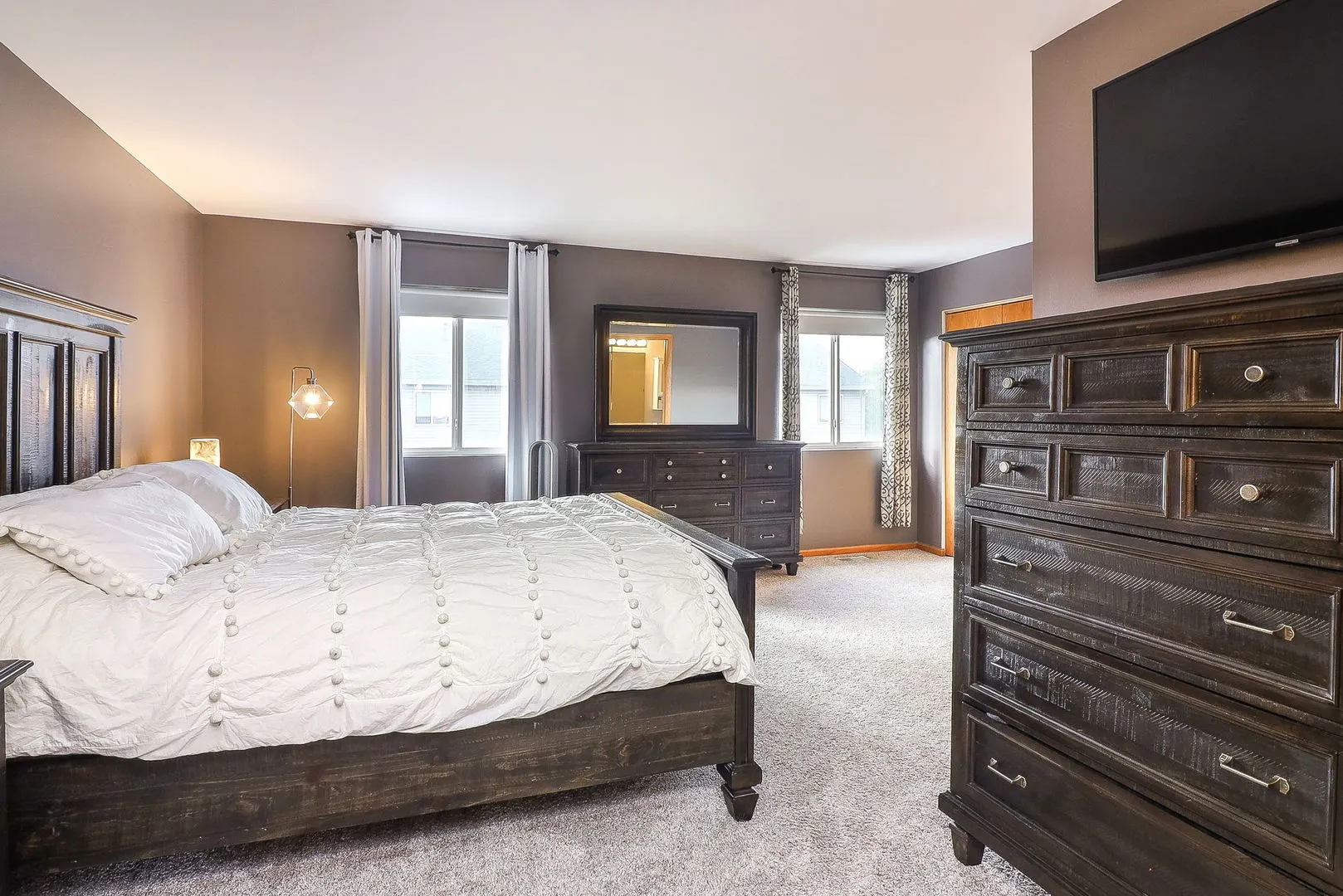 1914 S Austrian Pine Street IL