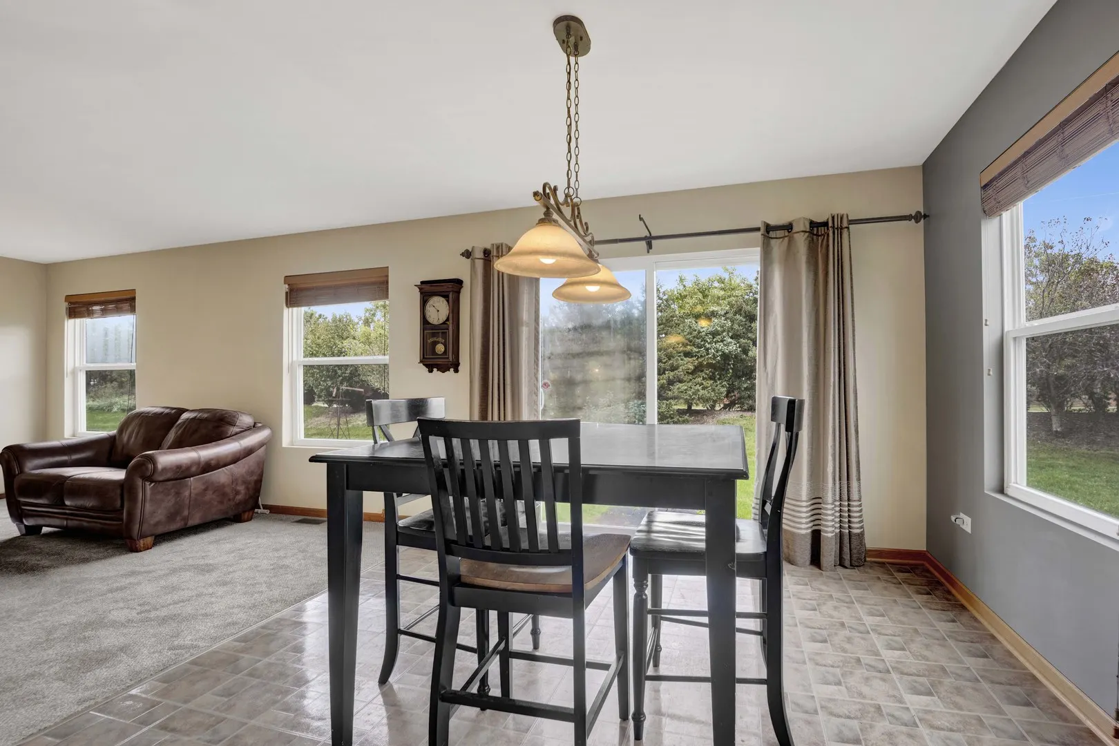 3904 Stockton Drive IL