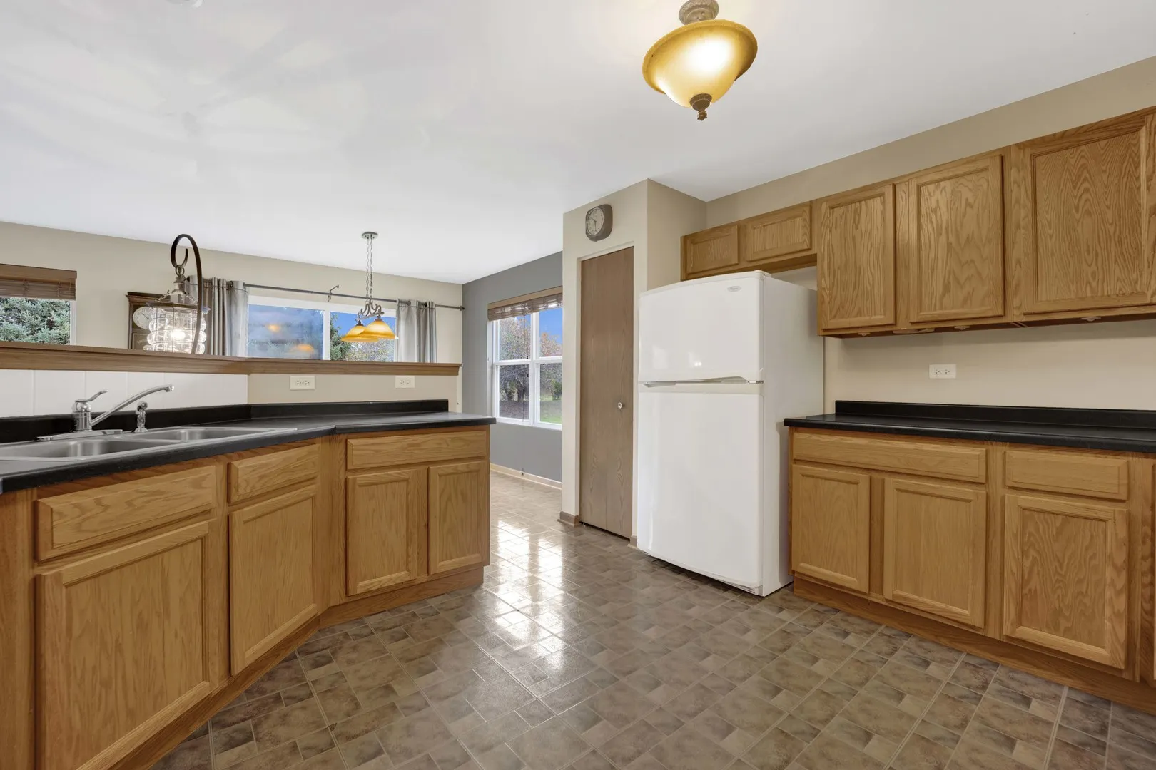 3904 Stockton Drive IL